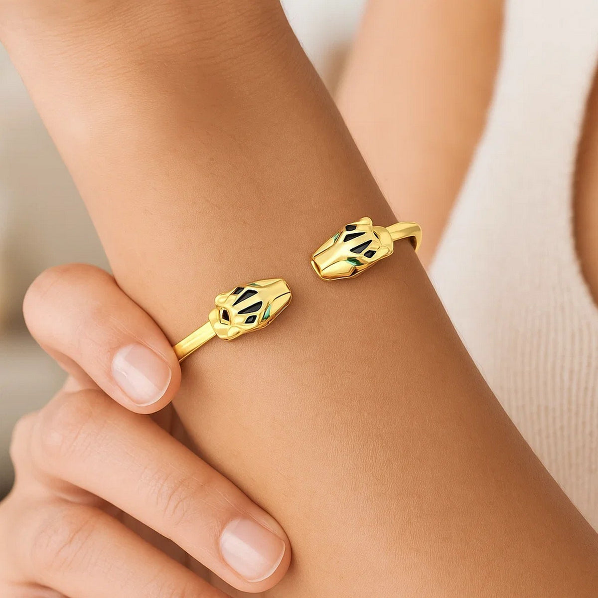 14K Yellow Gold Panther Bangle (3.00 mm), view 5