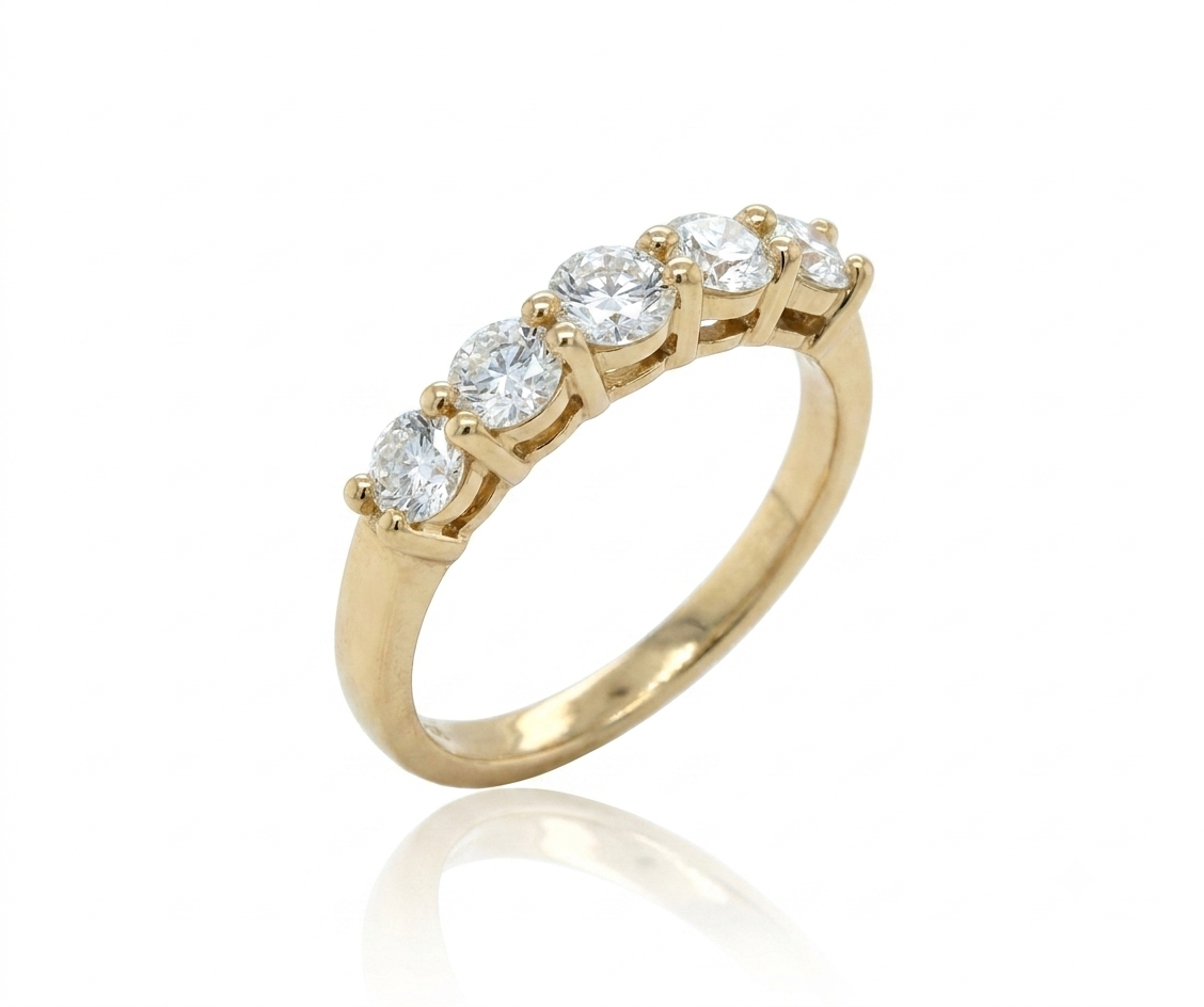 14K Yellow Gold 1ct Wedding Band, Size 7