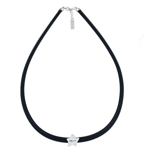 Petite Étoile Necklace