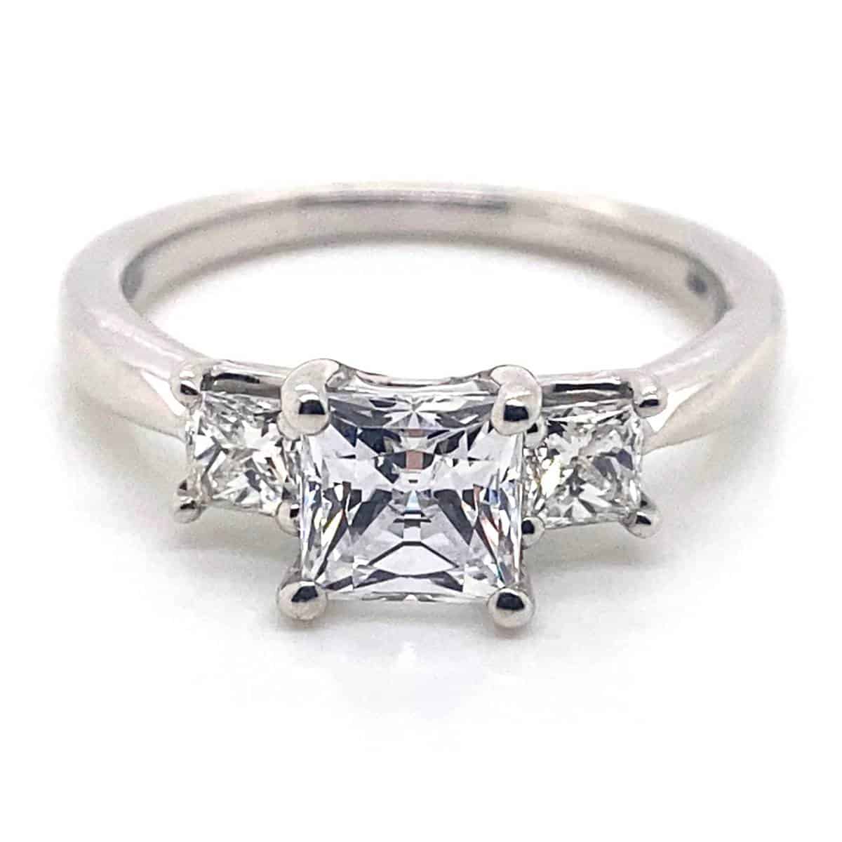 Ritani White 14 Karat Gold Diamond Engagement Ring Mounting Size 6.5 * - view 2