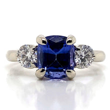  Diamond Designs Showroom White 18 Karat Gold Tanzanite 3 Stone Ring * - Diamond Designs Showroom