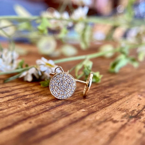 Shy Creation Yellow 14 Karat Gold Diamond Stud Earrings *