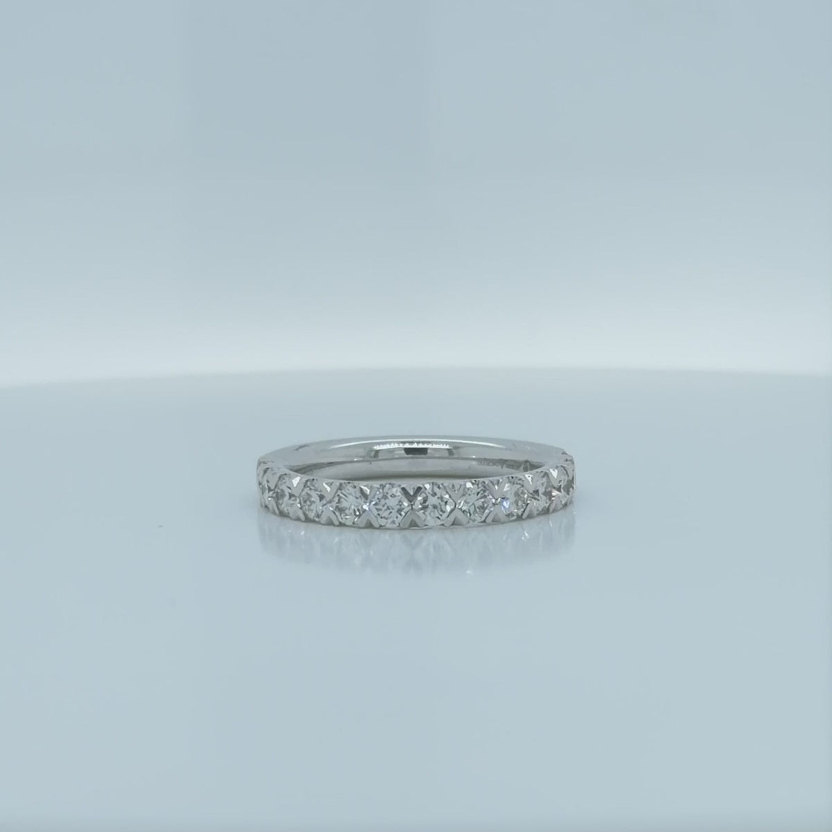 Diamond Designs 18K White Gold 1ct Wedding Band, Size 6.5